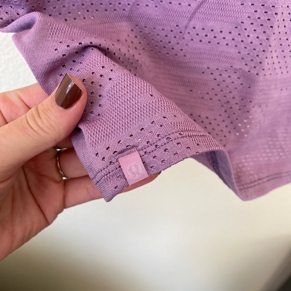 Lululemon Women’s Train to be Tank Athletic Purple Top Fit S Boxy Crop Active - Picture 4 of 6